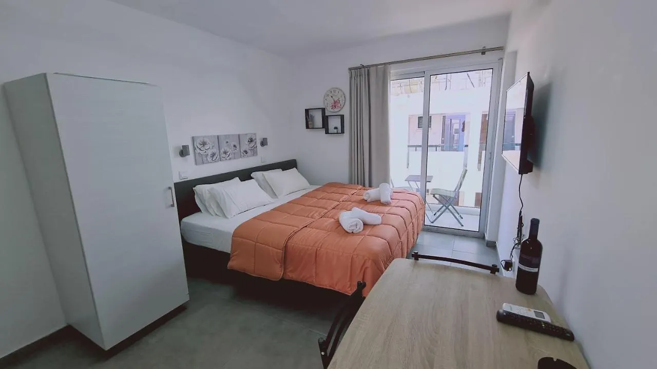 Stay Napa Living Studios Ayia Napa 0*,