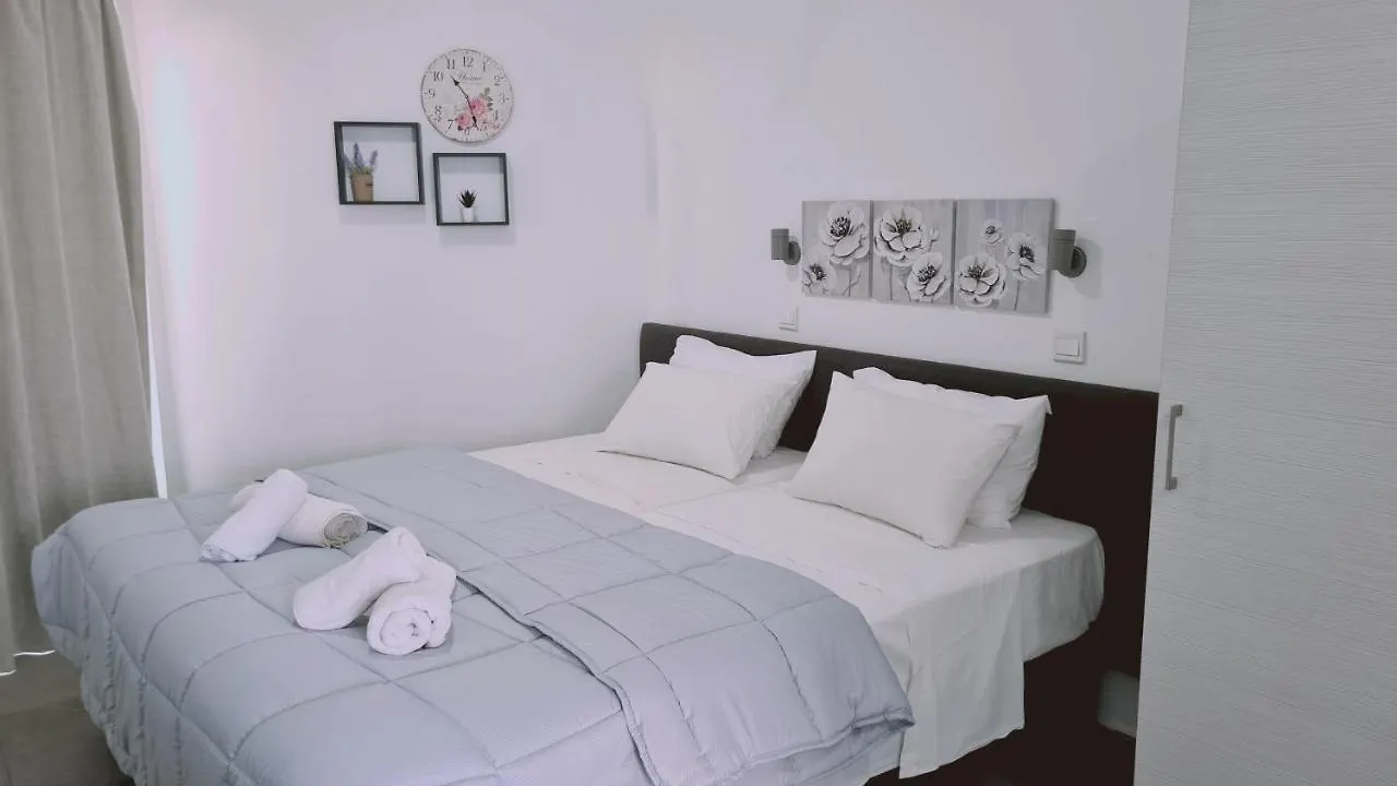 Stay Napa Living Studios Ayia Napa Apartment