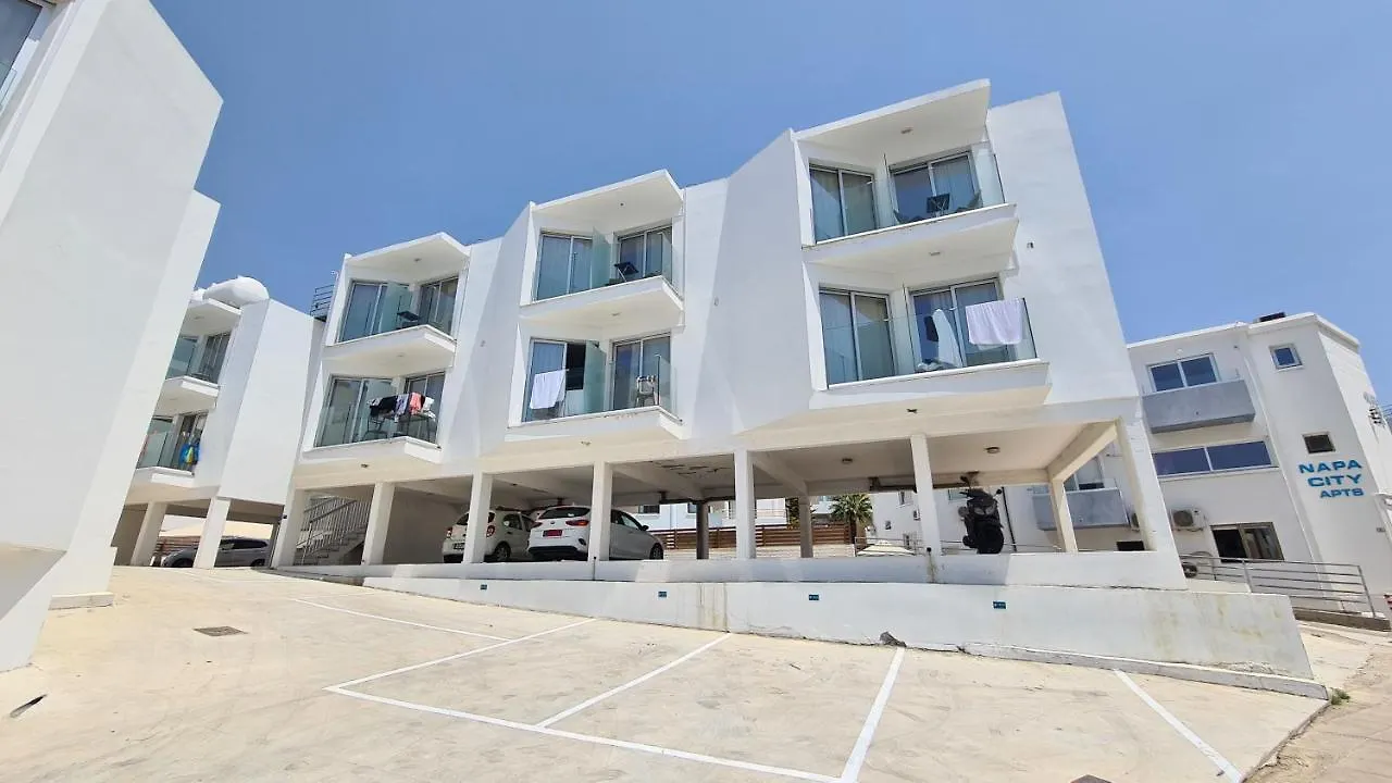 Stay Napa Living Studios Ayia Napa Apartment